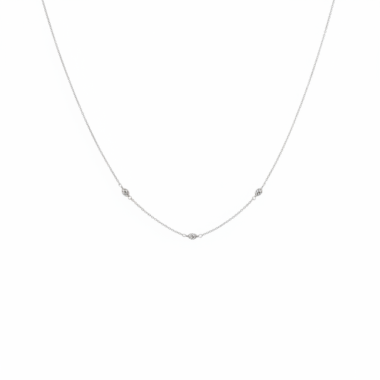 Collana argento rodiata palline diamantate - sfondo bianco