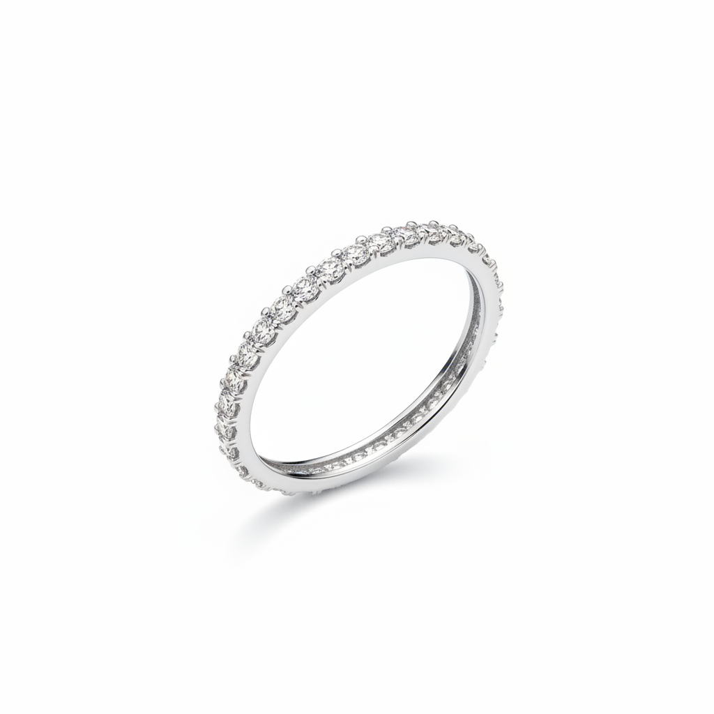 Veretta eternity zirconi fitti a giro argento 925 su sfondo bianco