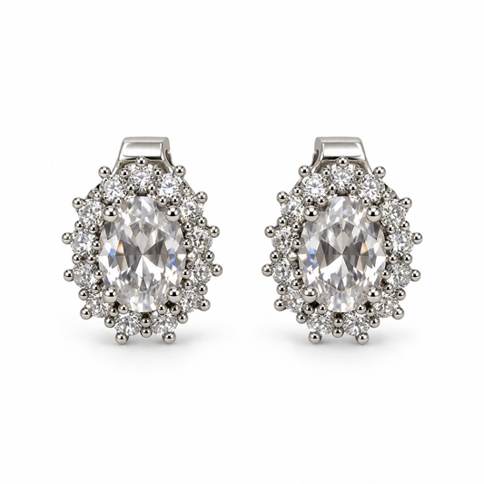 Orecchini ovali in argento 925 – Bianco – foto singola su sfondo bianco